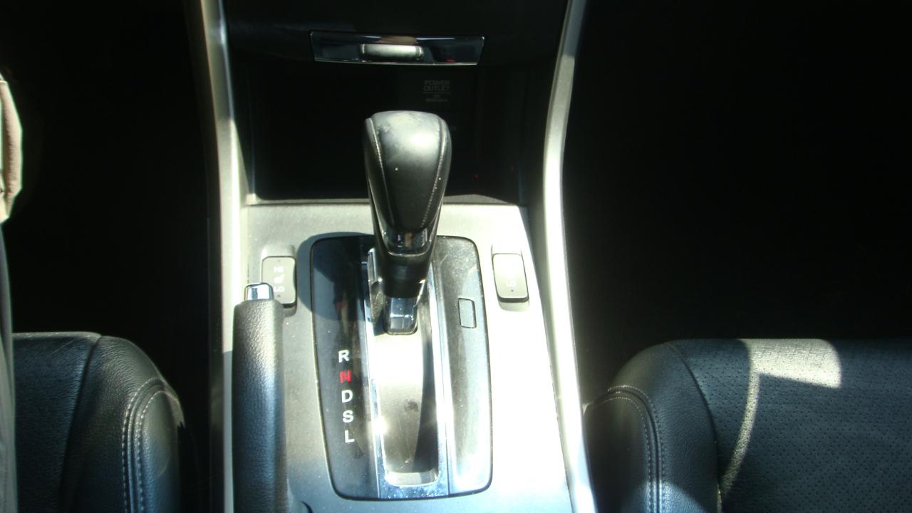 Honda Accord EX-L Sedan AT 2013