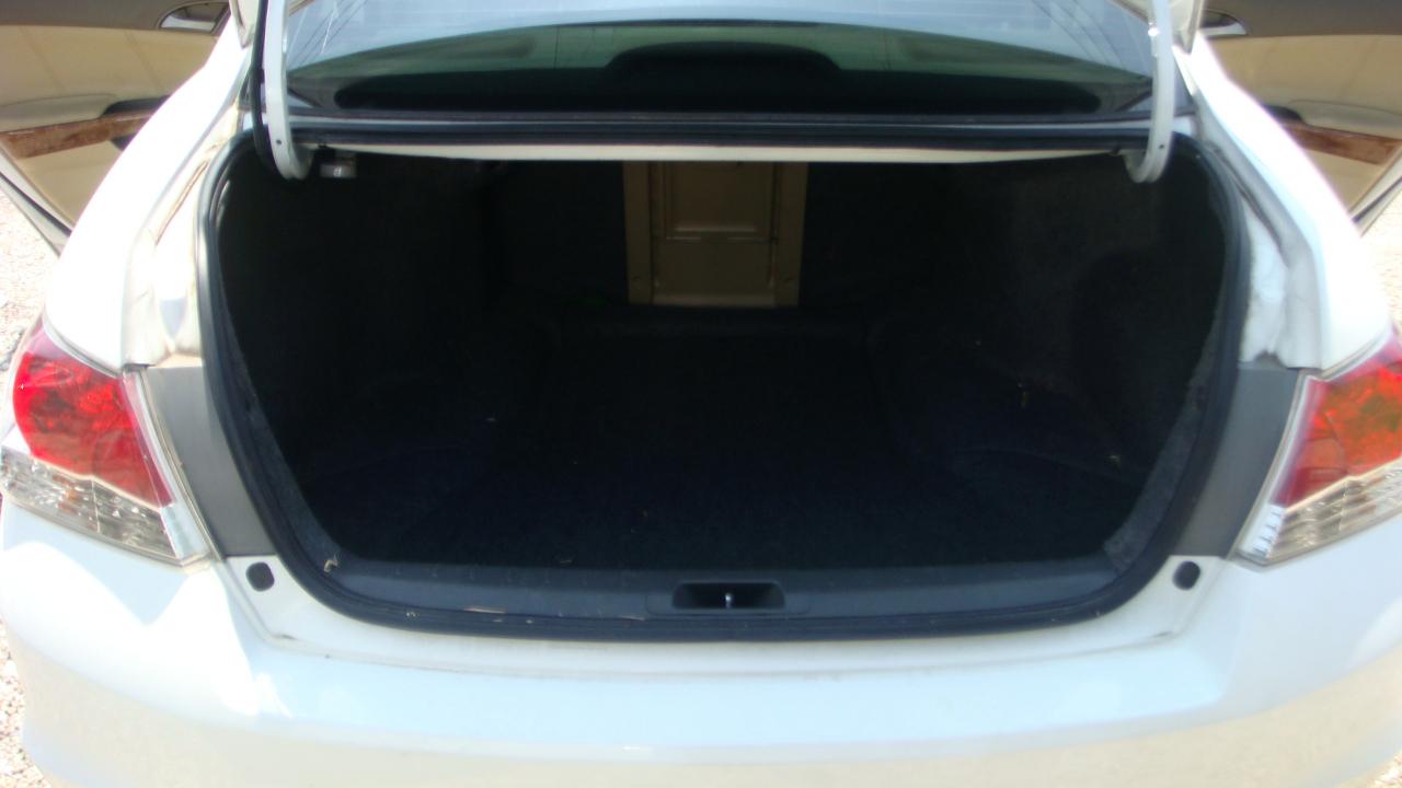 Honda Accord EX-L Sedan AT 2010