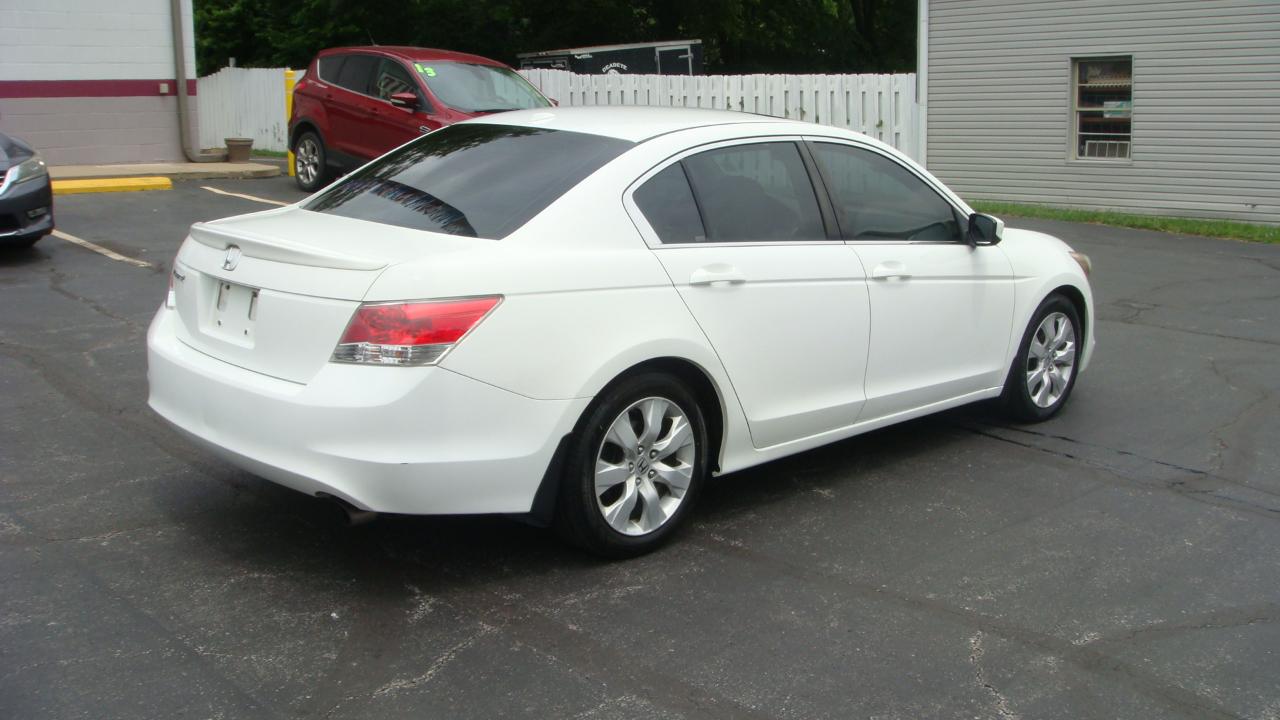 Honda Accord EX-L Sedan 2010