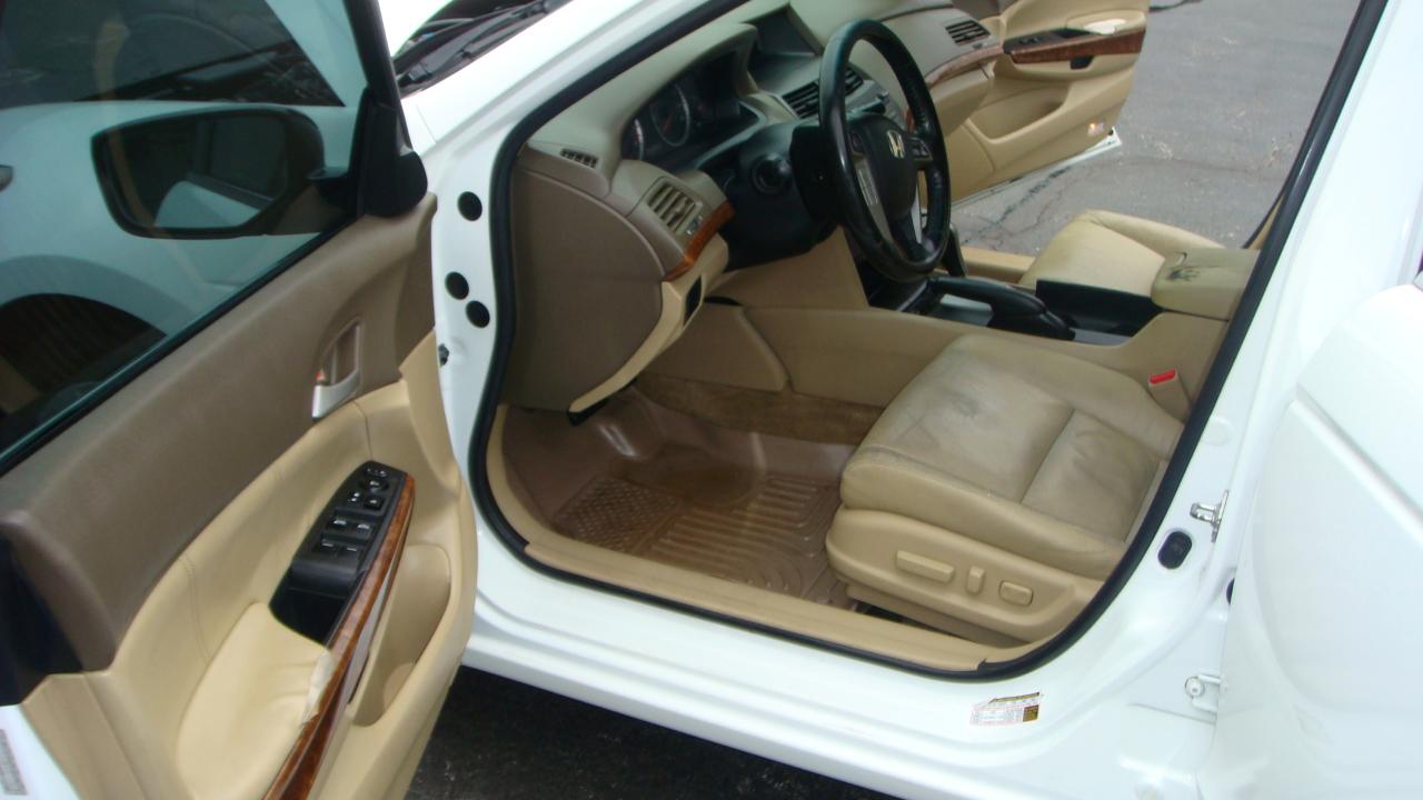 Honda Accord EX-L Sedan 2010