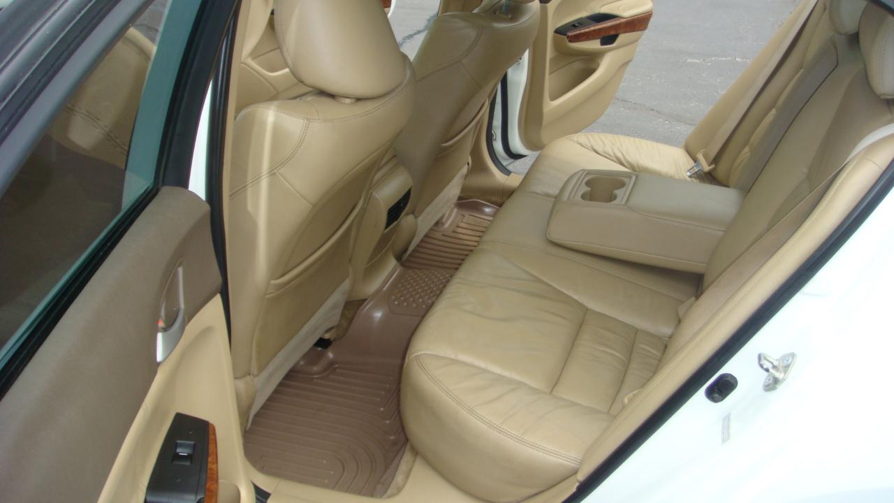 Honda Accord EX-L Sedan 2010
