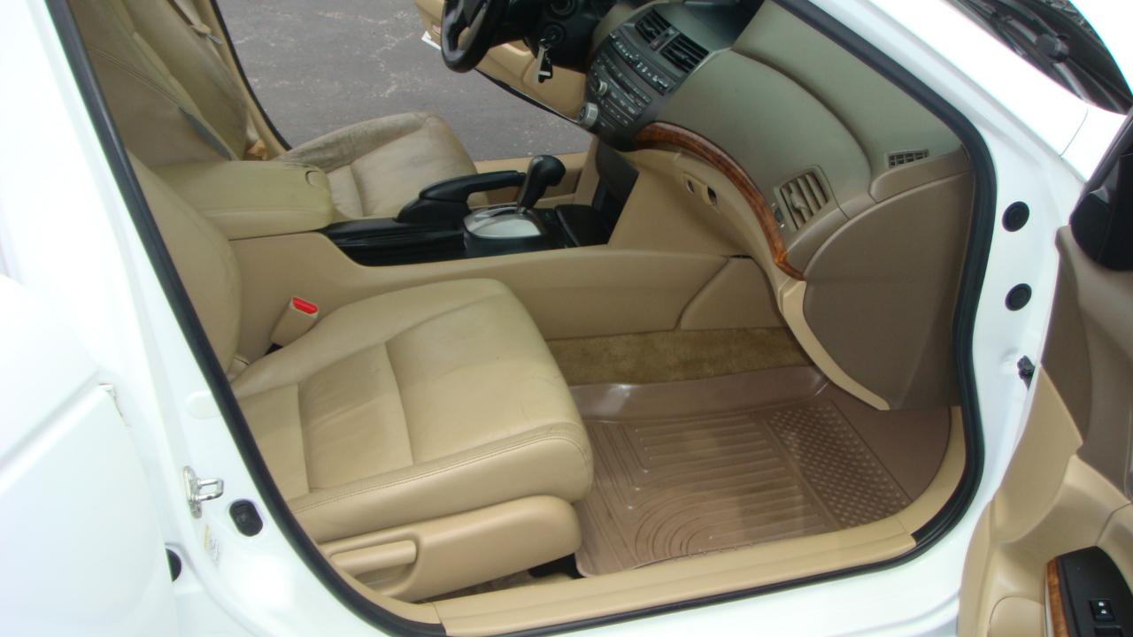 Honda Accord EX-L Sedan 2010