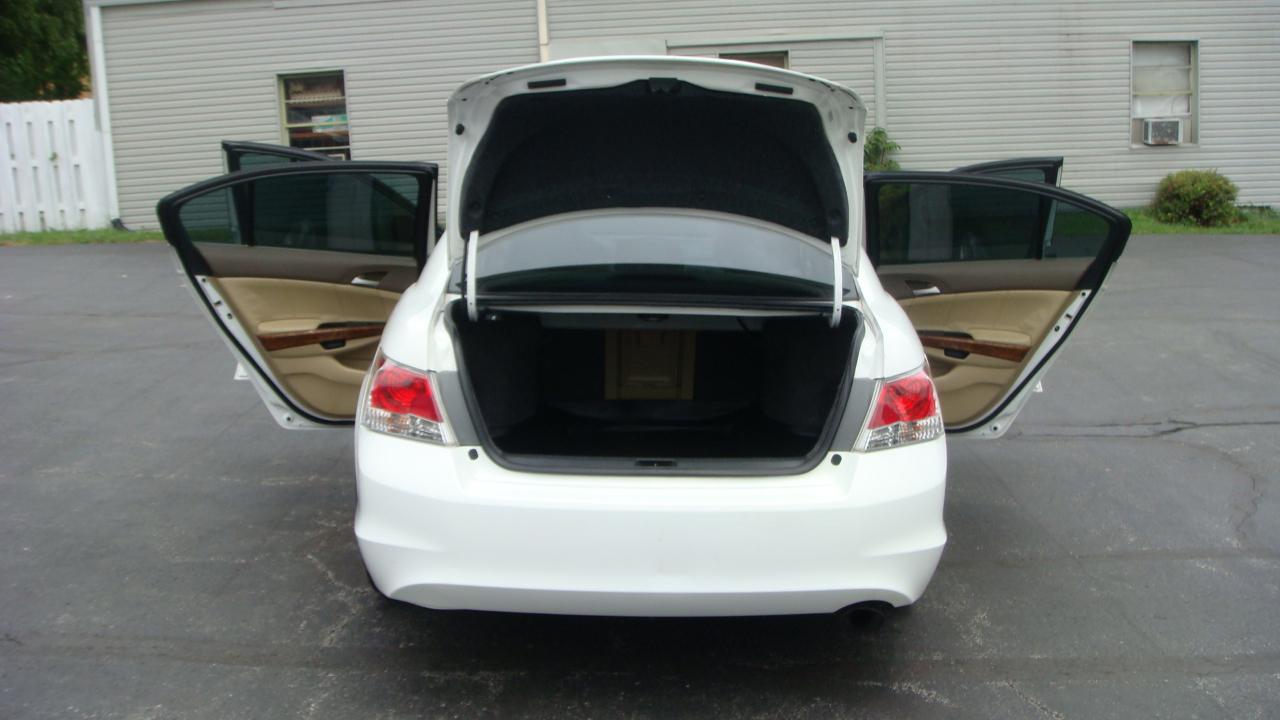 Honda Accord EX-L Sedan 2010