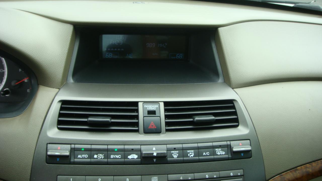 Honda Accord EX-L Sedan 2010