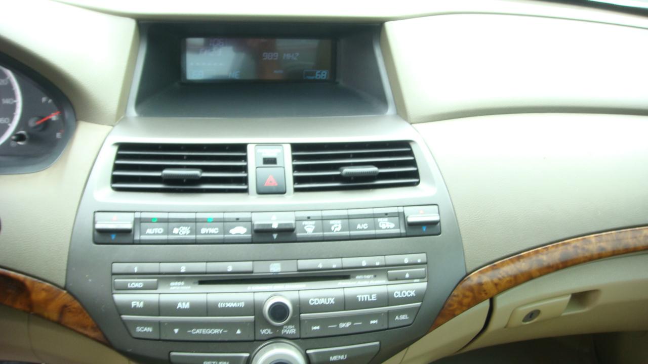 Honda Accord EX-L Sedan 2010