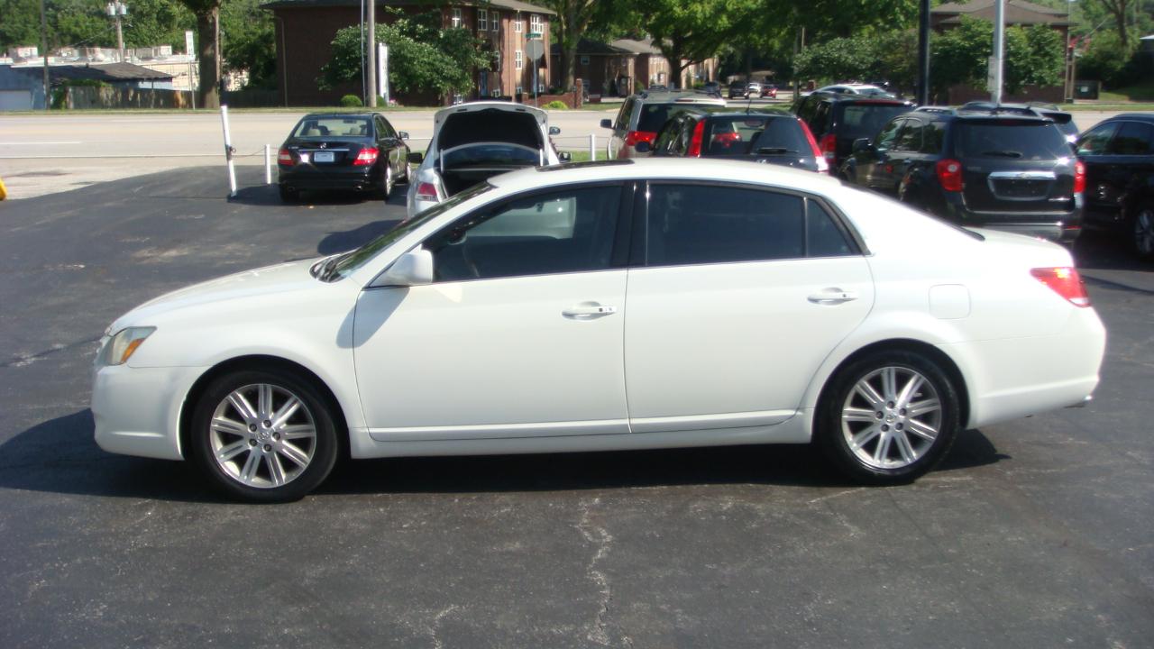 Toyota Avalon Limited 2006
