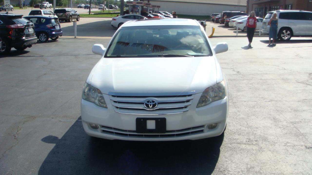 Toyota Avalon Limited 2006