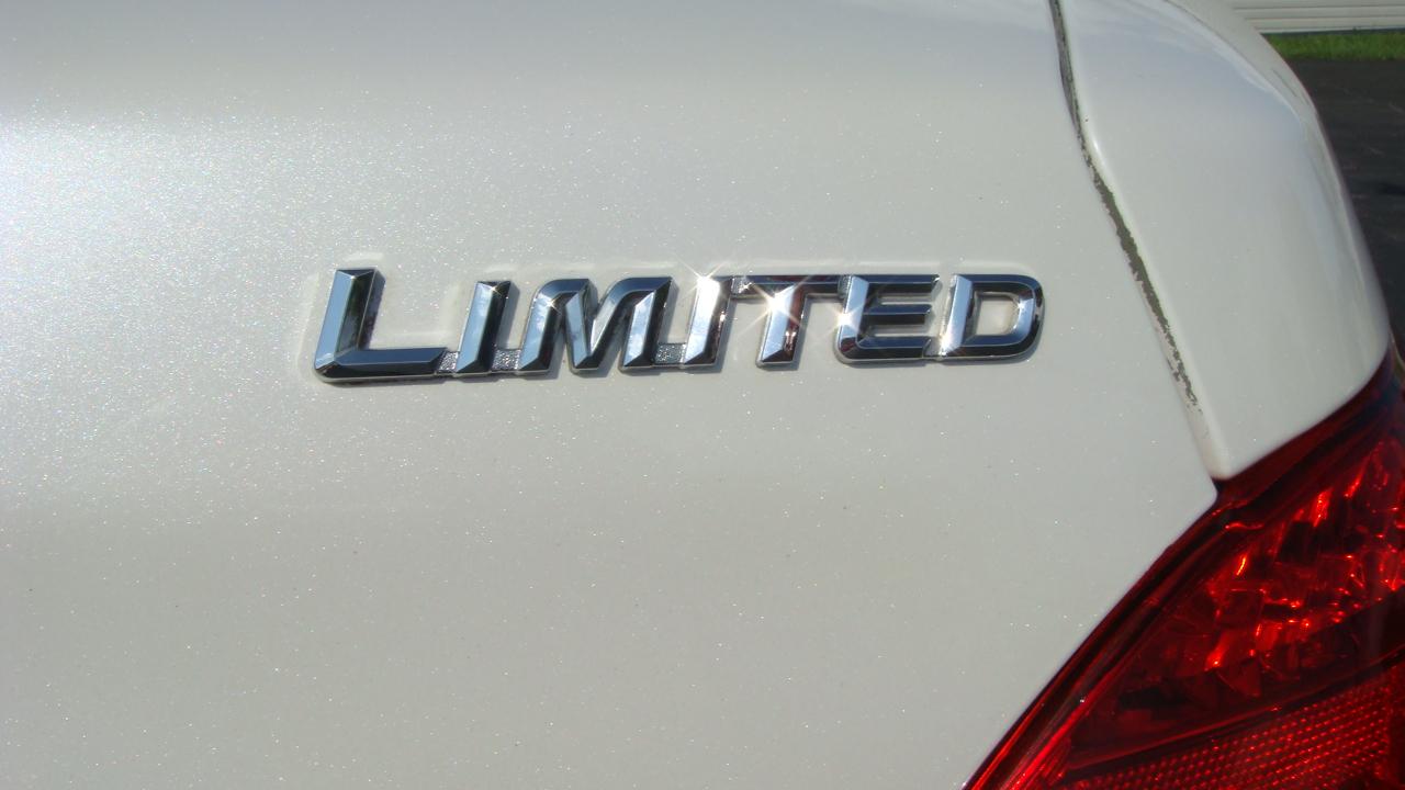 Toyota Avalon Limited 2006