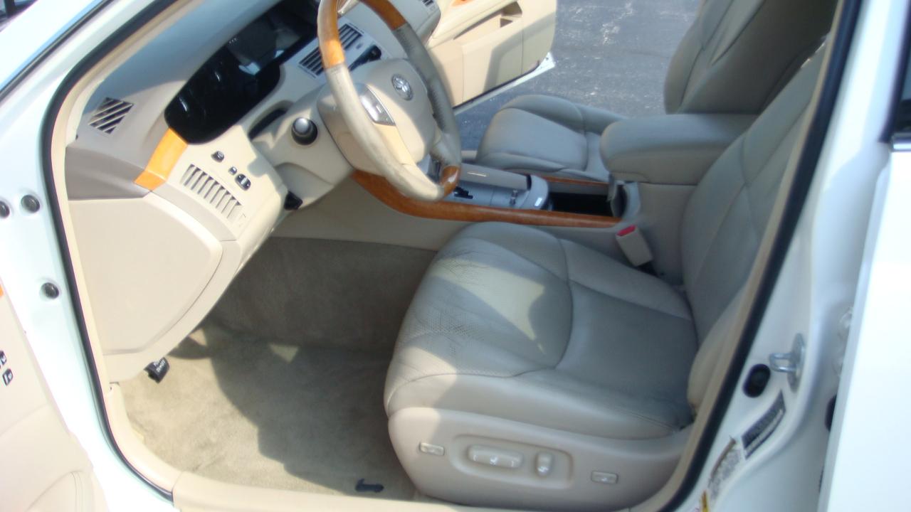 Toyota Avalon Limited 2006