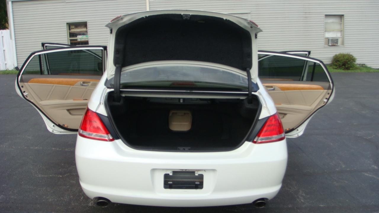 Toyota Avalon Limited 2006