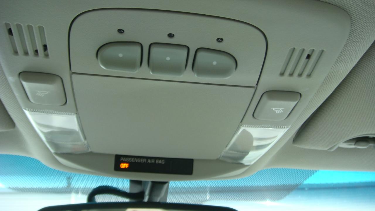 Buick Lucerne CXL 2011