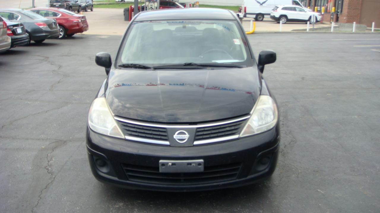 Nissan Versa 1.8 S Sedan 2007