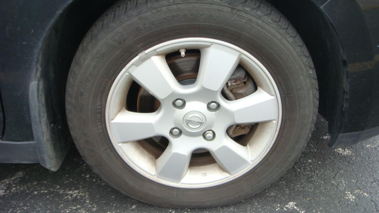 Nissan Versa 1.8 S Sedan 2007