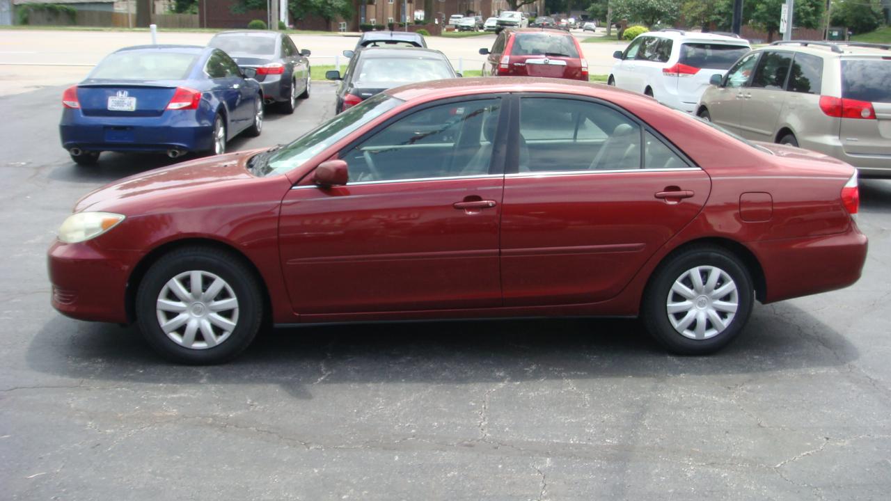 Toyota Camry LE 2005