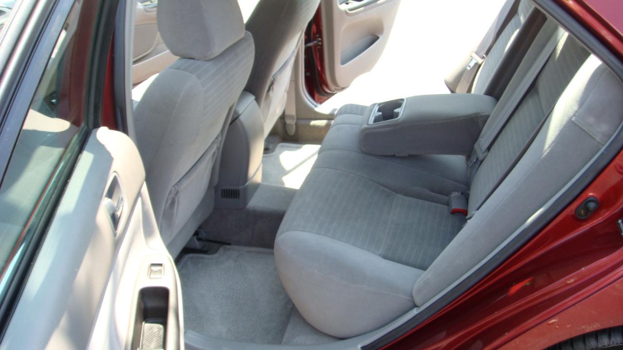 Toyota Camry LE 2005