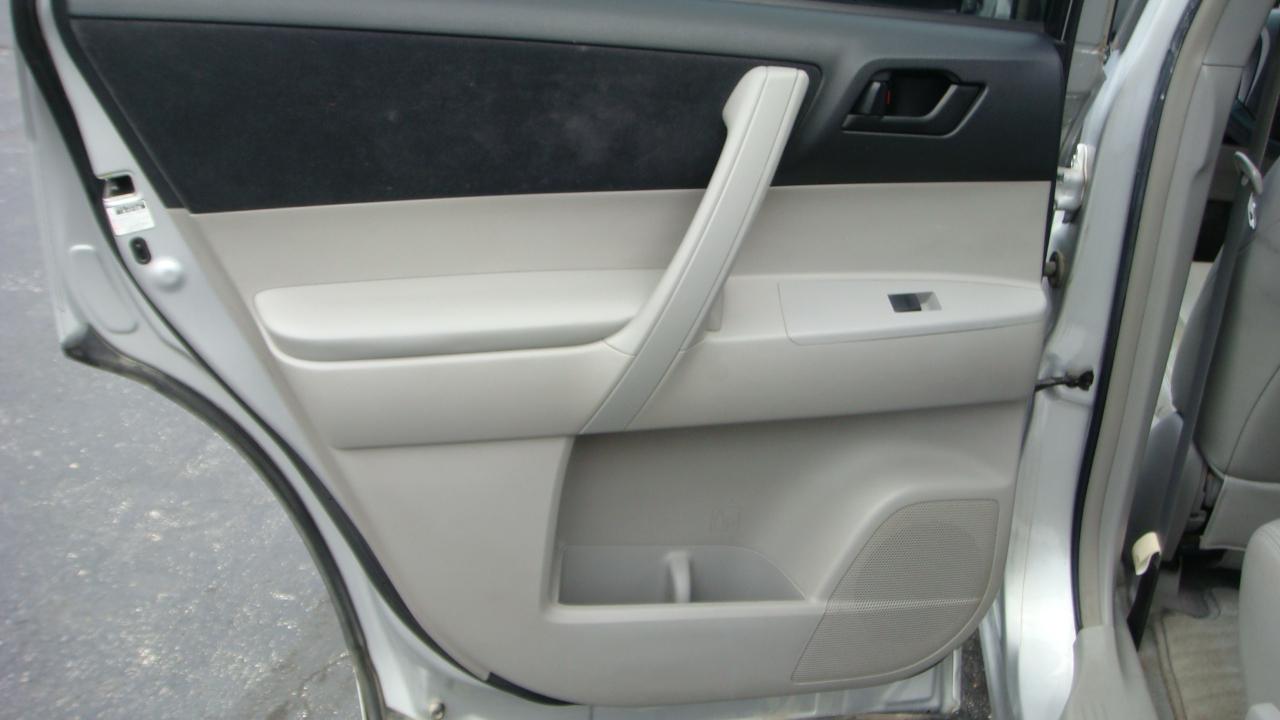 Toyota Highlander Limited 4WD 2008