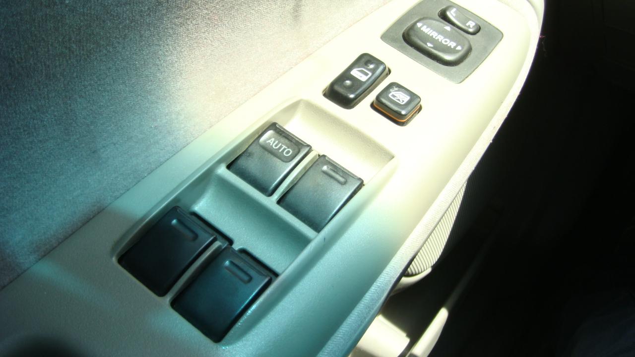 Toyota Camry LE 2002
