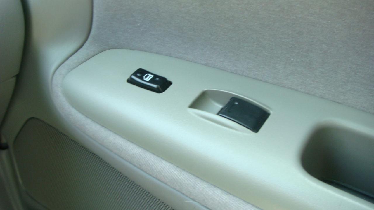 Toyota Camry LE 2002