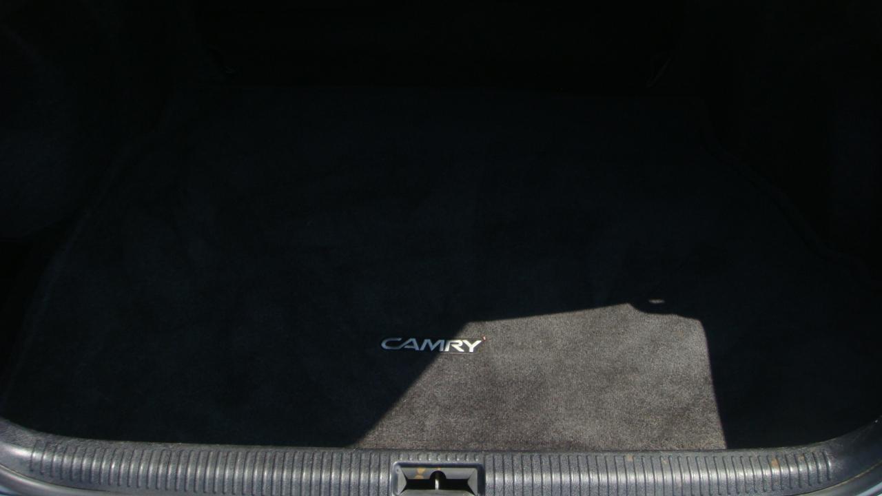Toyota Camry LE 2002