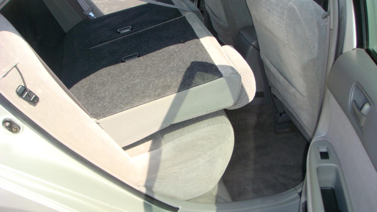 Toyota Camry LE 2002