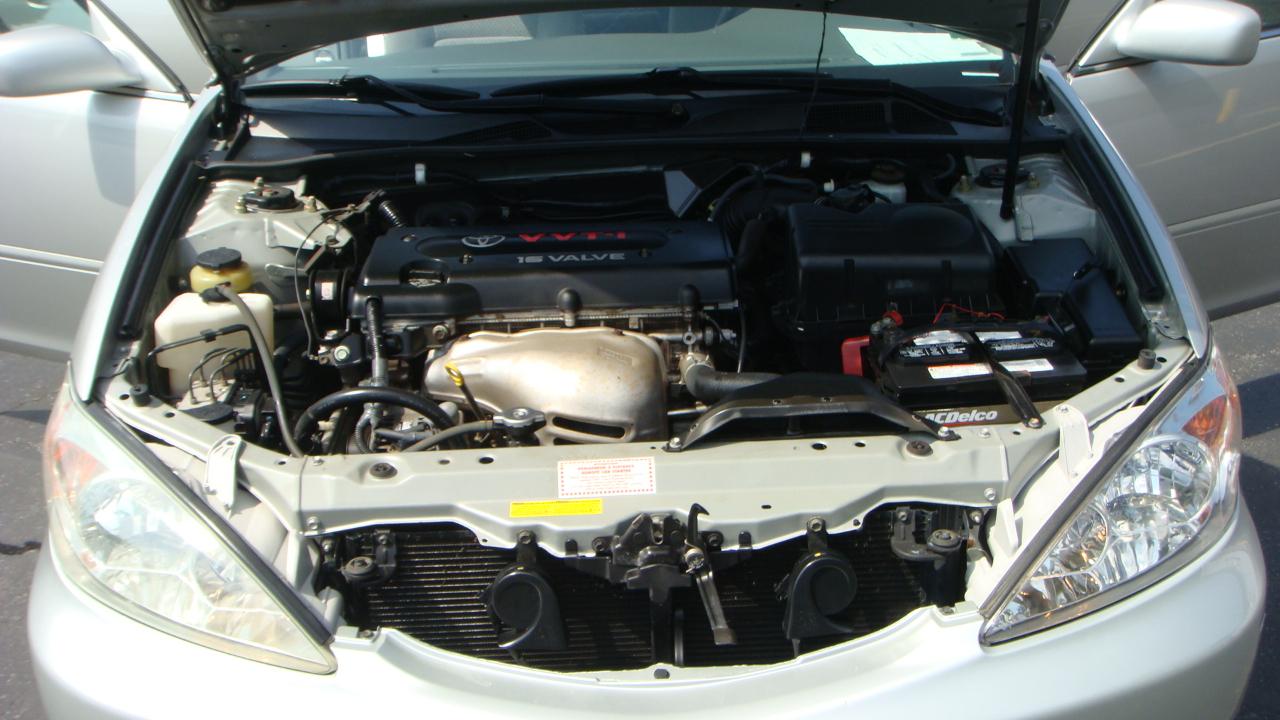 Toyota Camry LE 2002