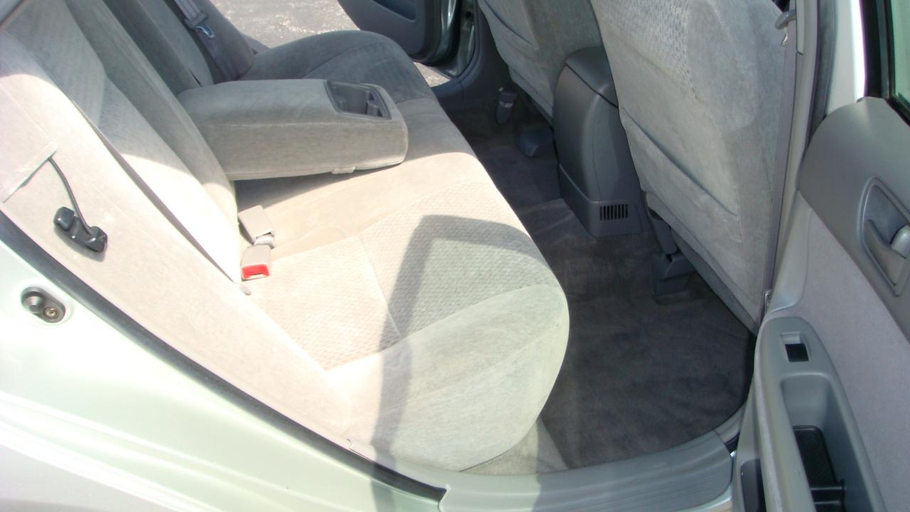Toyota Camry LE 2002