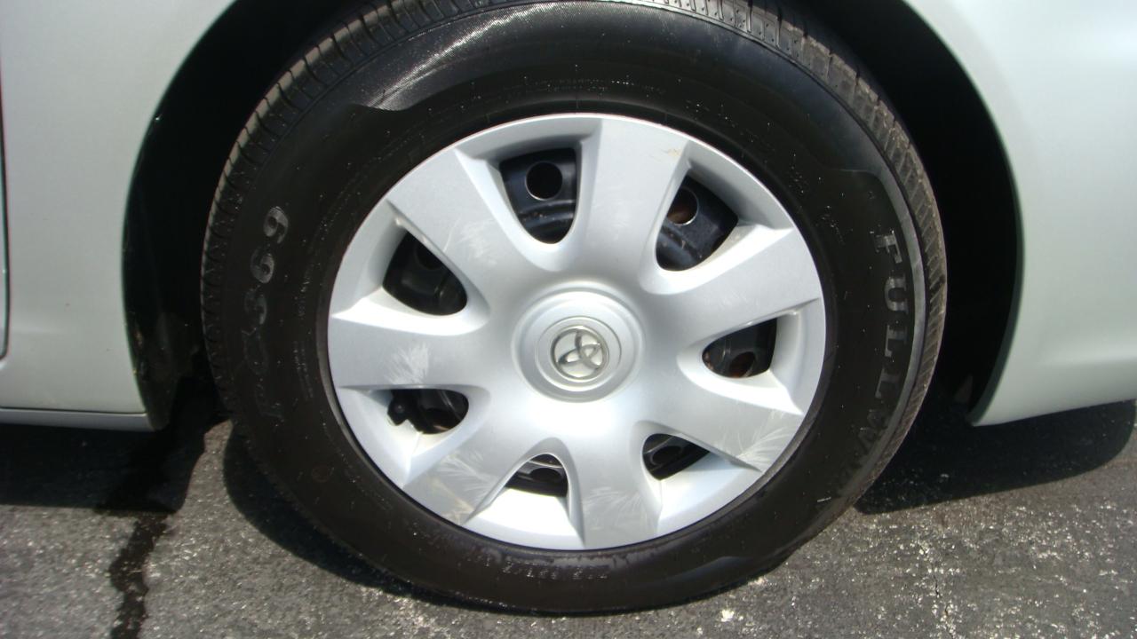 Toyota Camry LE 2002
