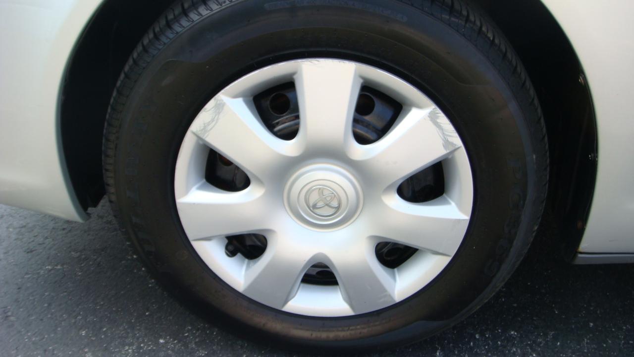 Toyota Camry LE 2002
