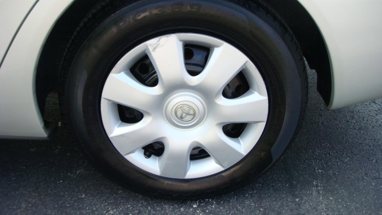 Toyota Camry LE 2002