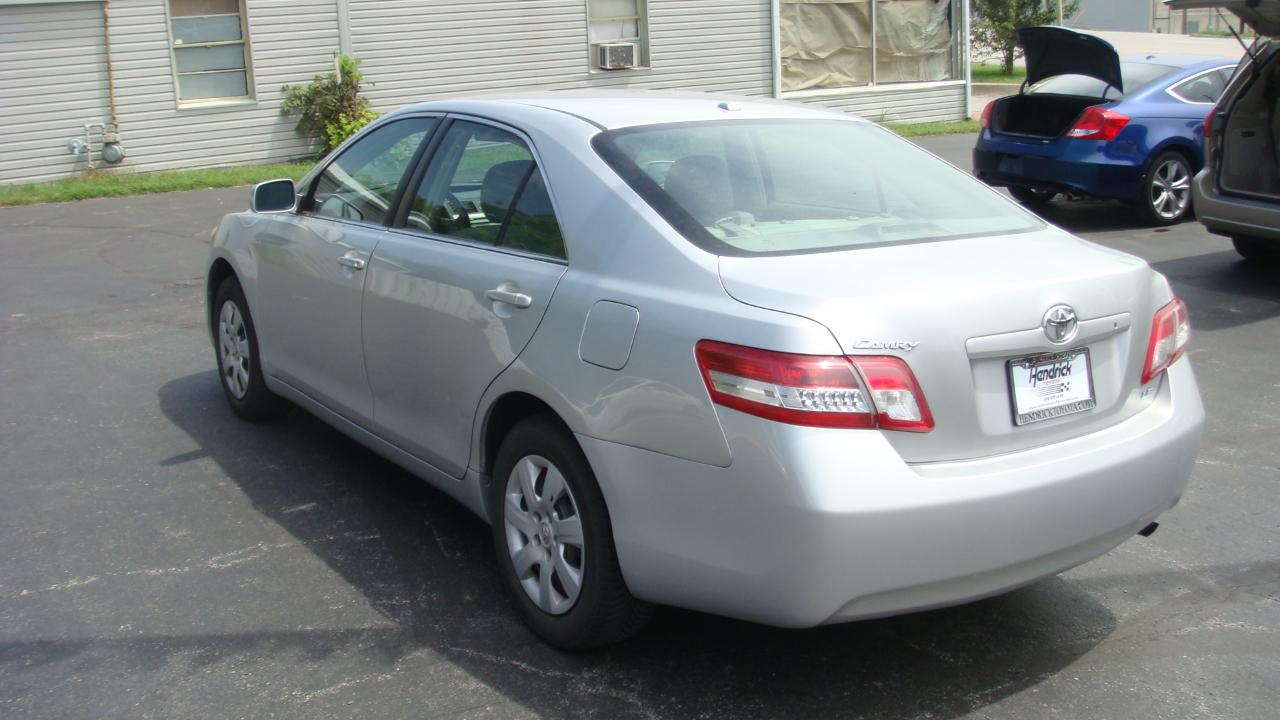 Toyota Camry LE 4D Sedan 2011