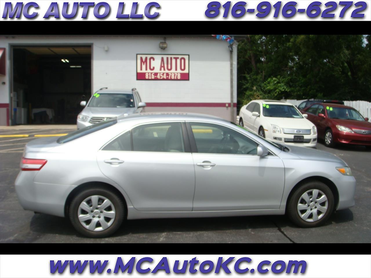 2011 Toyota Camry LE 4D Sedan