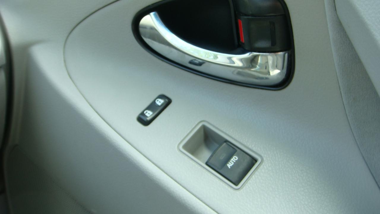 Toyota Camry LE 4D Sedan 2011