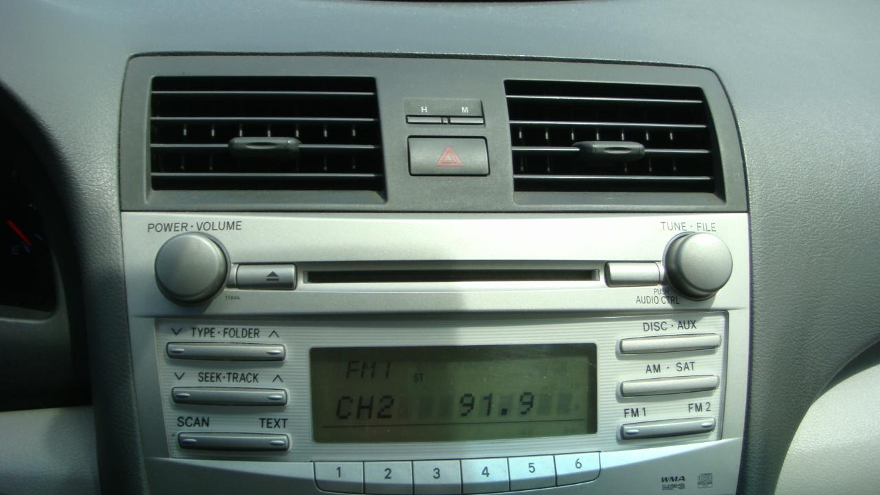 Toyota Camry LE 4D Sedan 2011