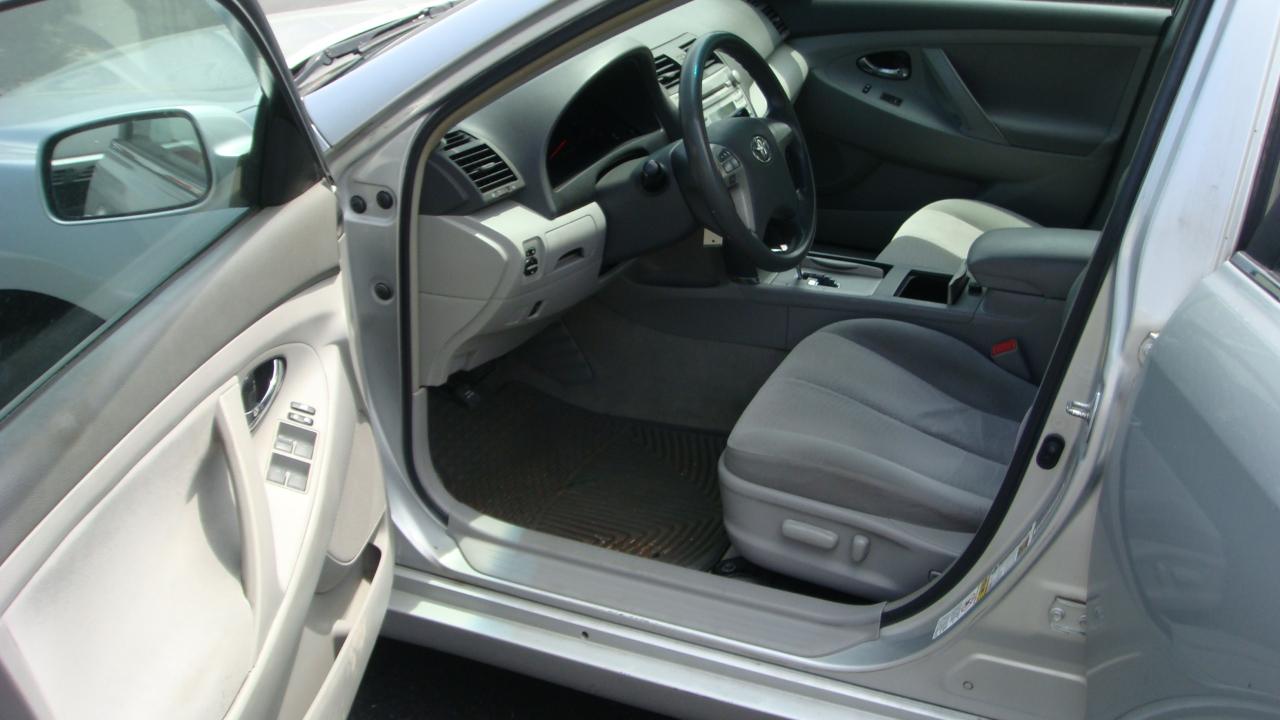 Toyota Camry LE 4D Sedan 2011