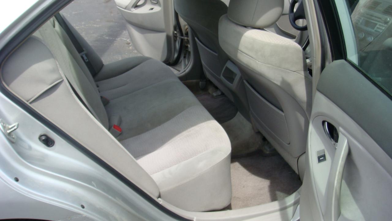Toyota Camry LE 4D Sedan 2011