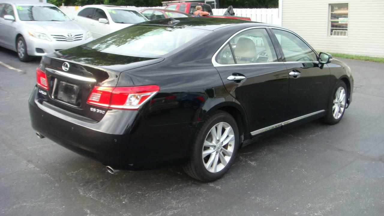 Lexus ES 350 Sedan 2010