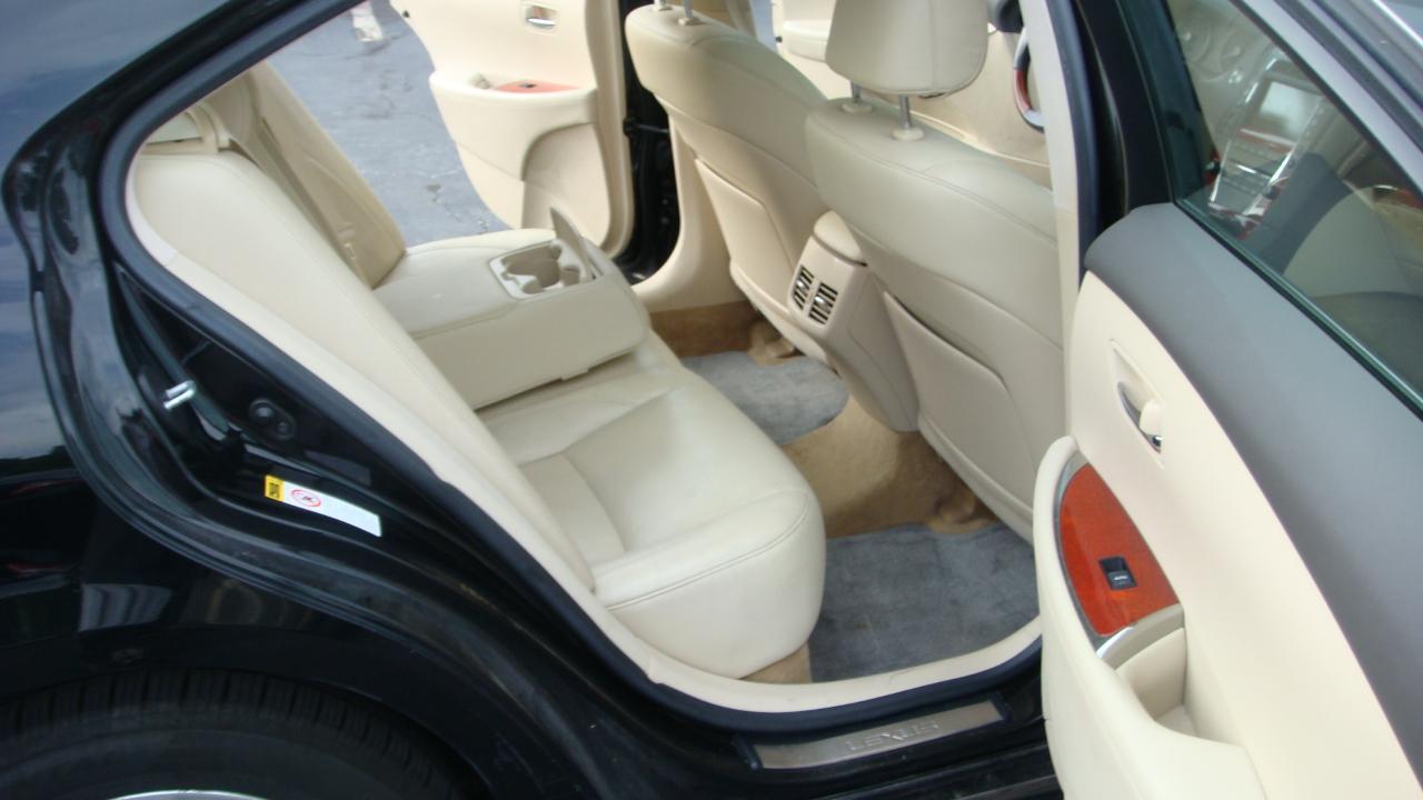 Lexus ES 350 Sedan 2010