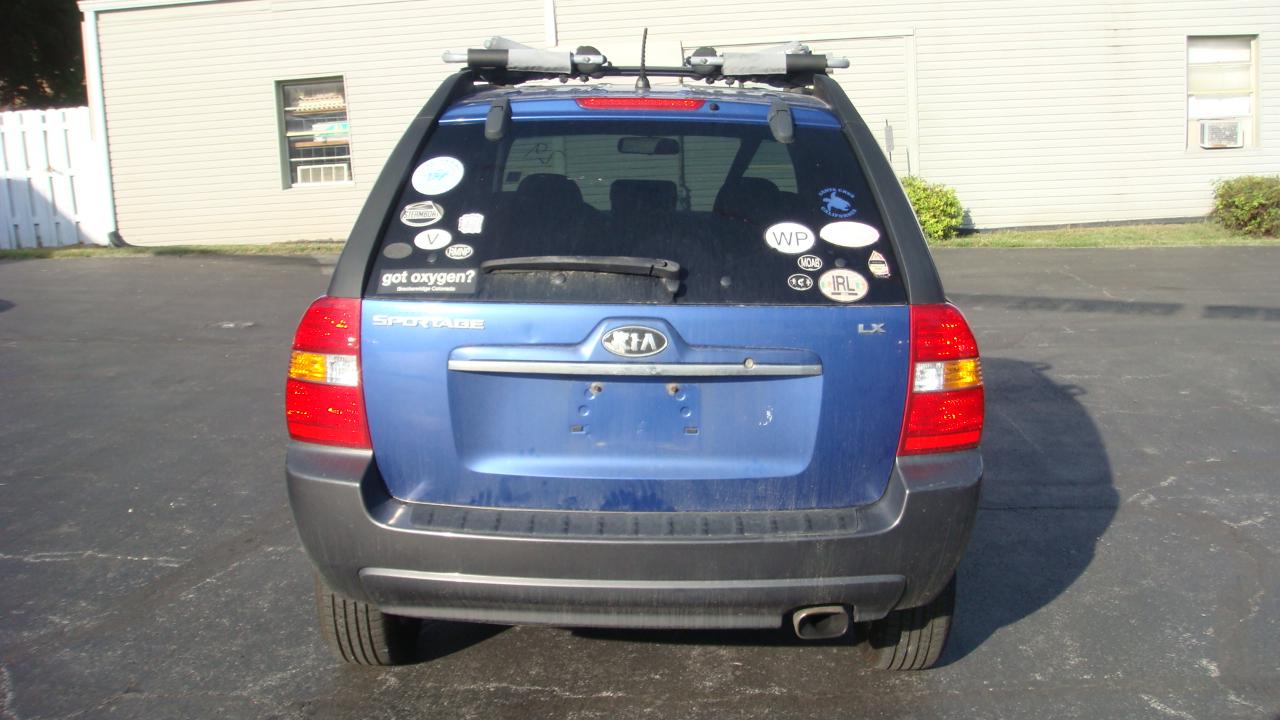 Kia Sportage LX I4 2WD 2008