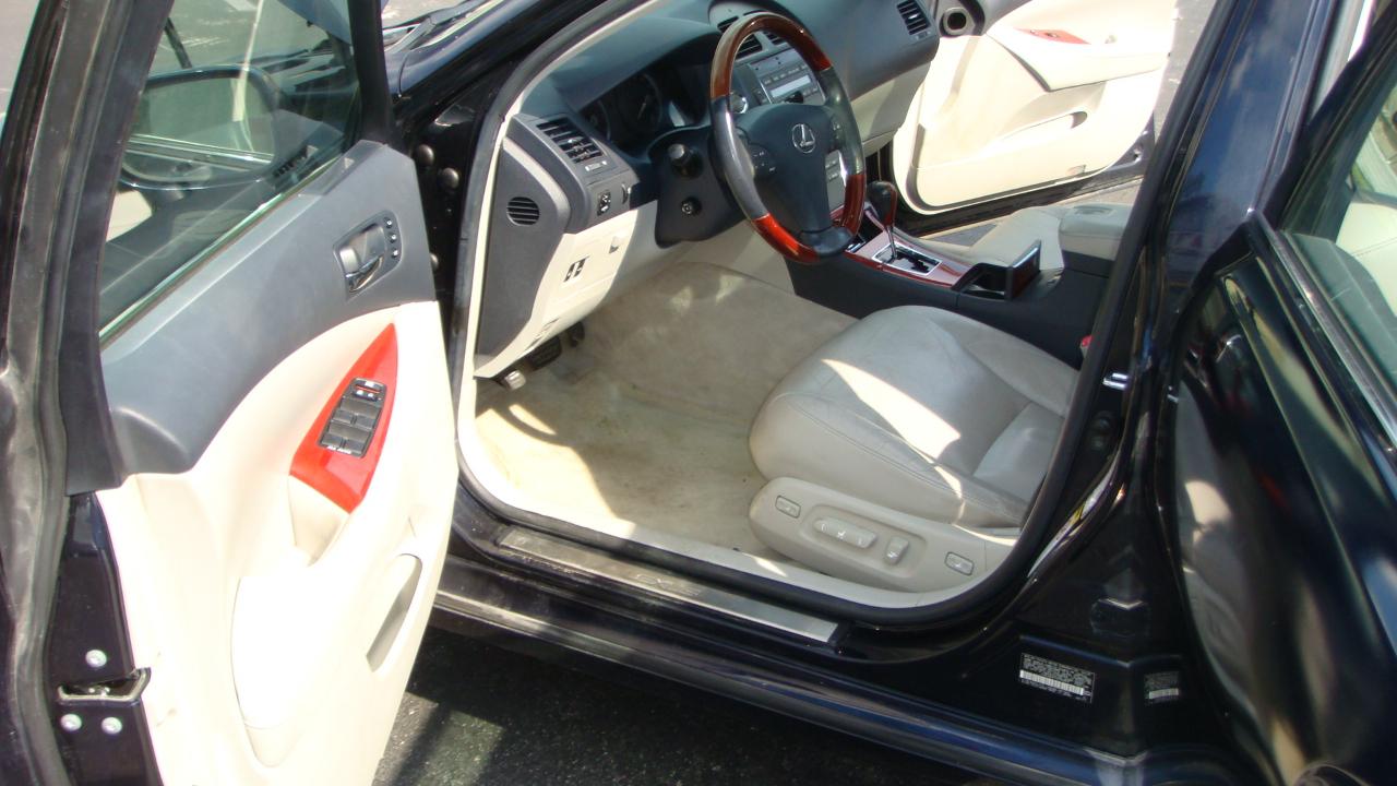 Lexus ES 350 Sedan 2009