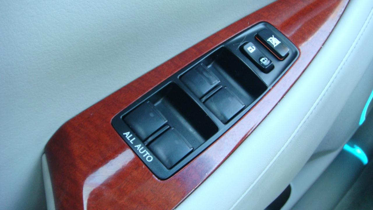 Lexus ES 350 Sedan 2009