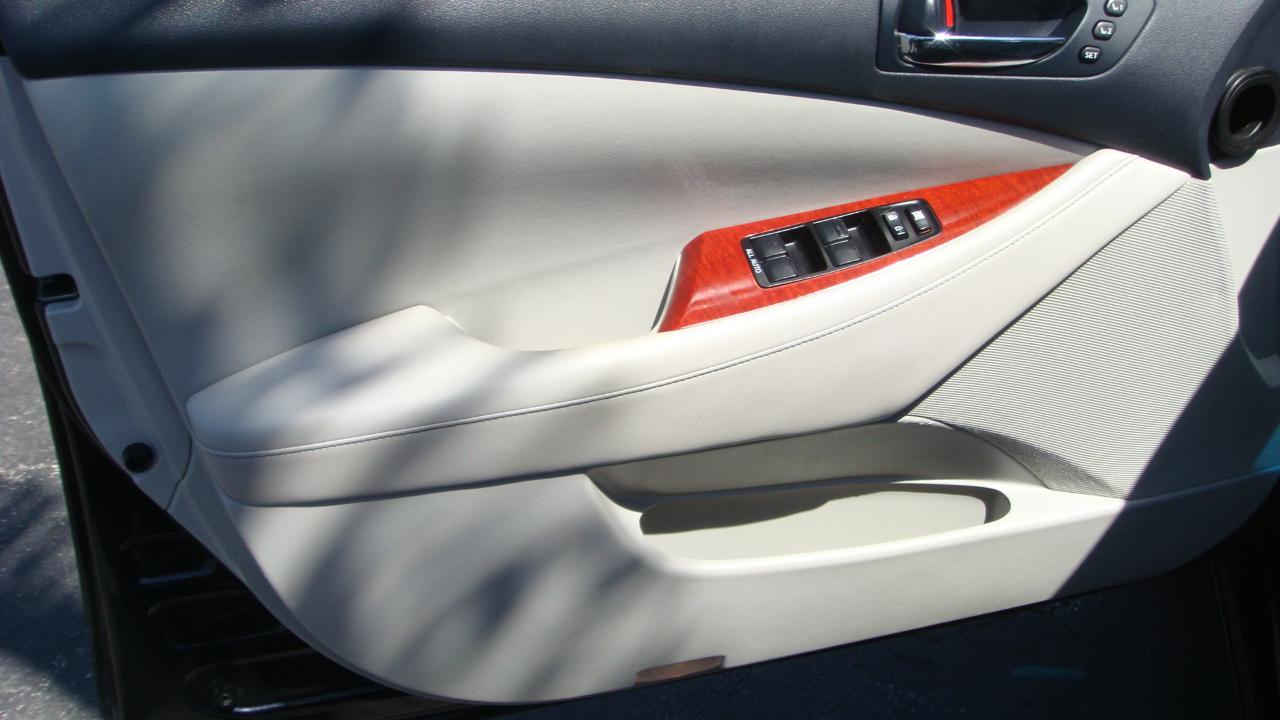 Lexus ES 350 Sedan 2009