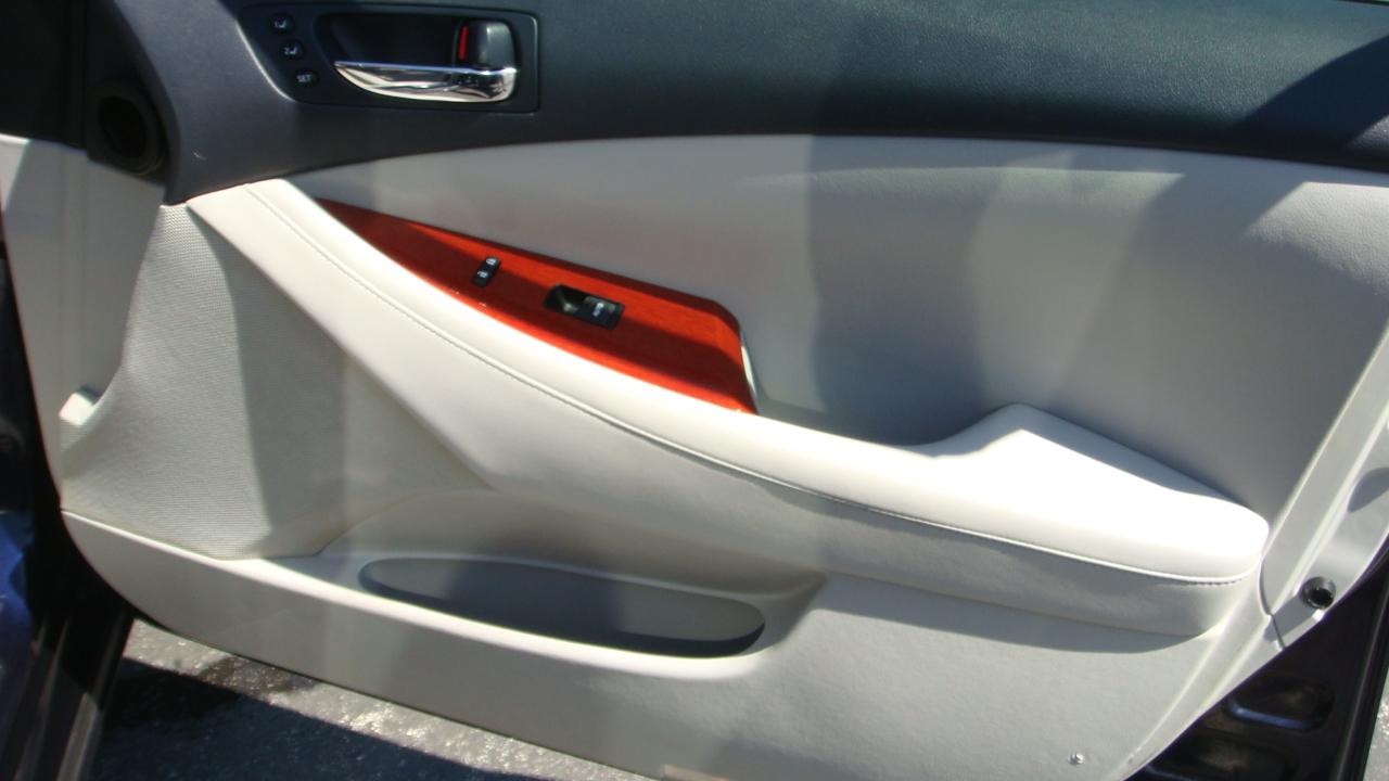 Lexus ES 350 Sedan 2009