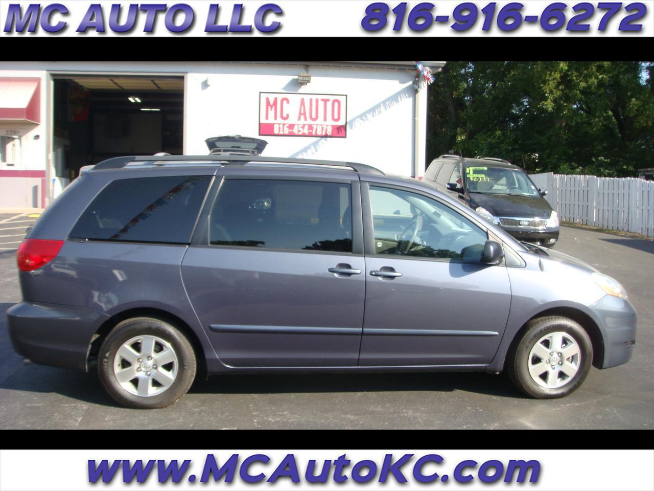 2006 Toyota Sienna LE 7-Passenger