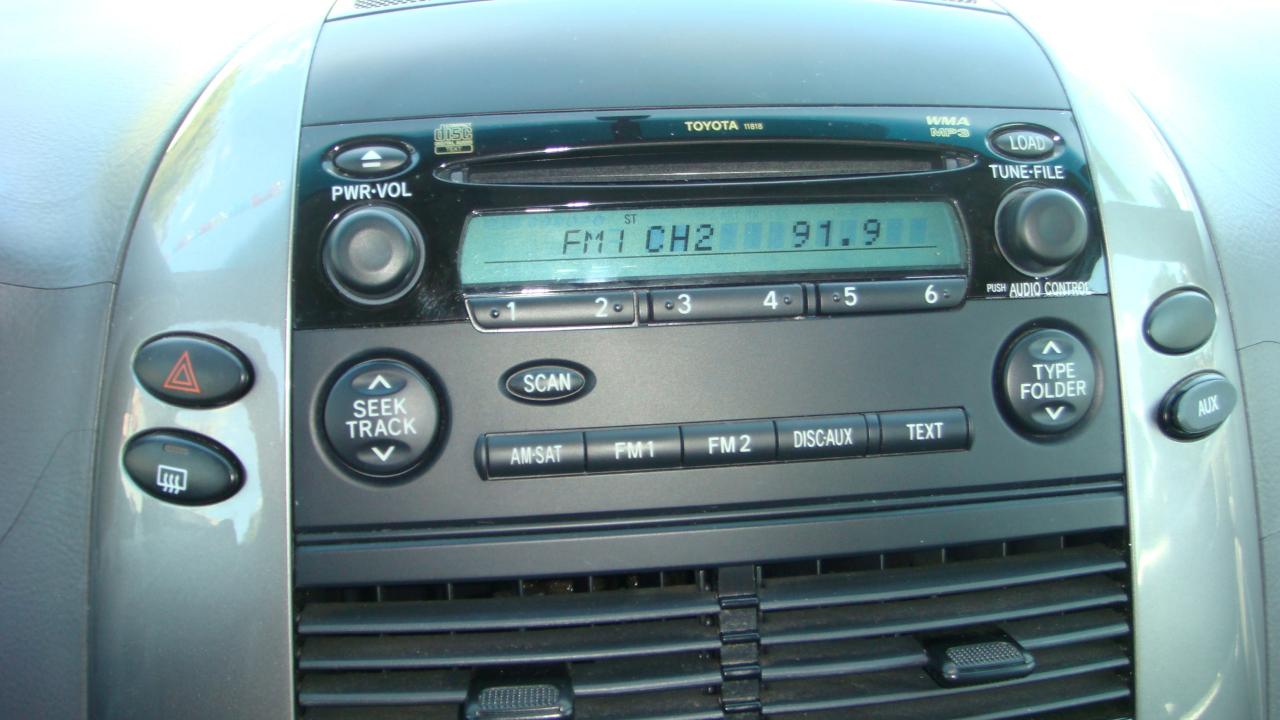 Toyota Sienna LE 2006
