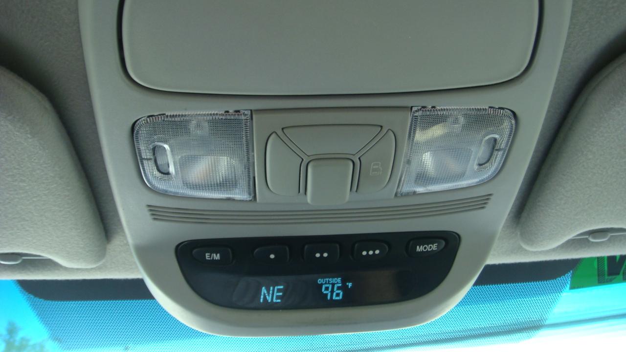 Toyota Sienna LE 2006