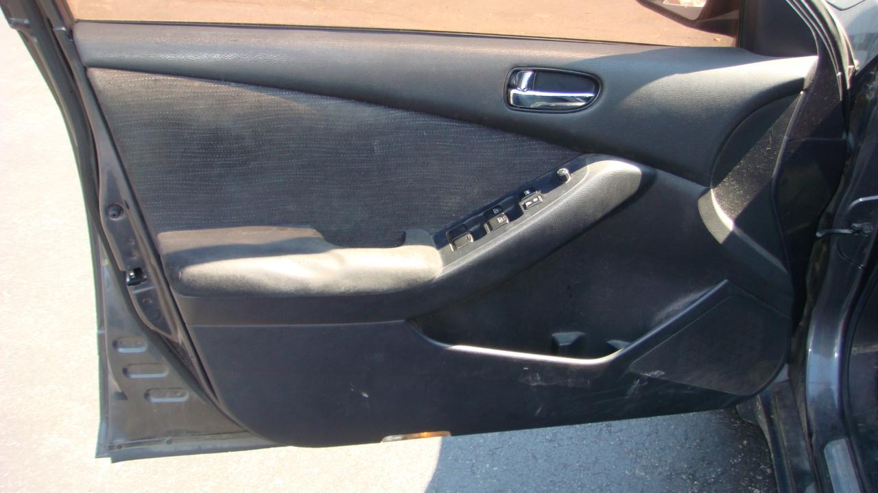 Nissan Altima 2.5 S 2011