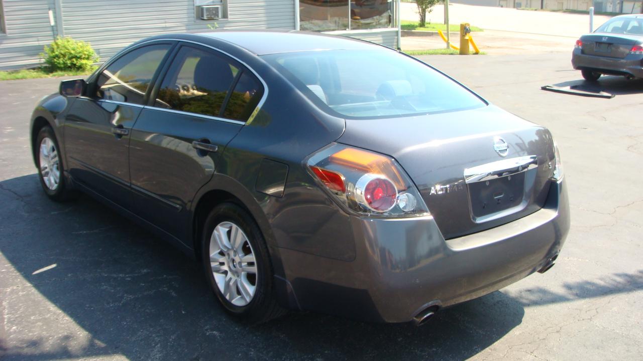 Nissan Altima 2.5 S 2011