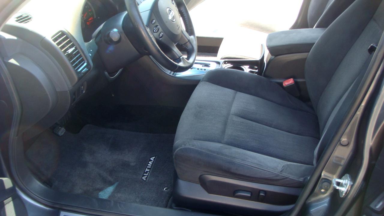 Nissan Altima 2.5 S 2011