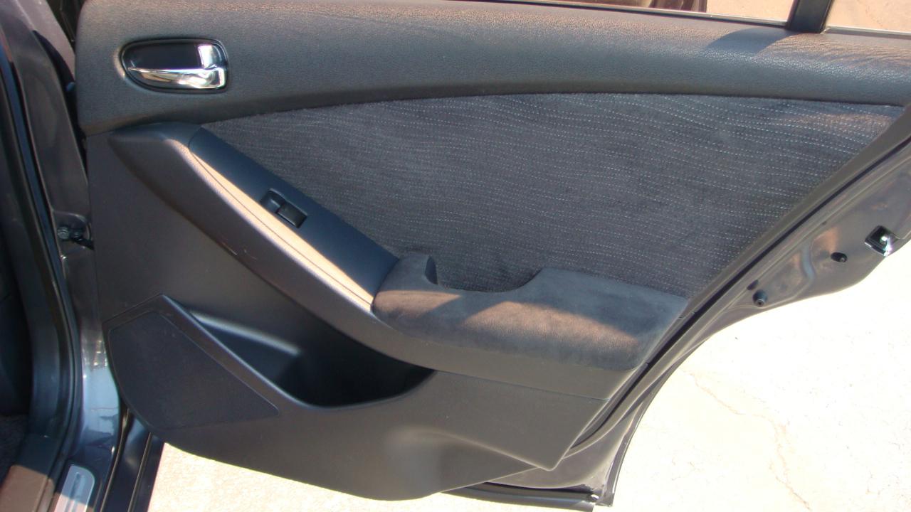 Nissan Altima 2.5 S 2011
