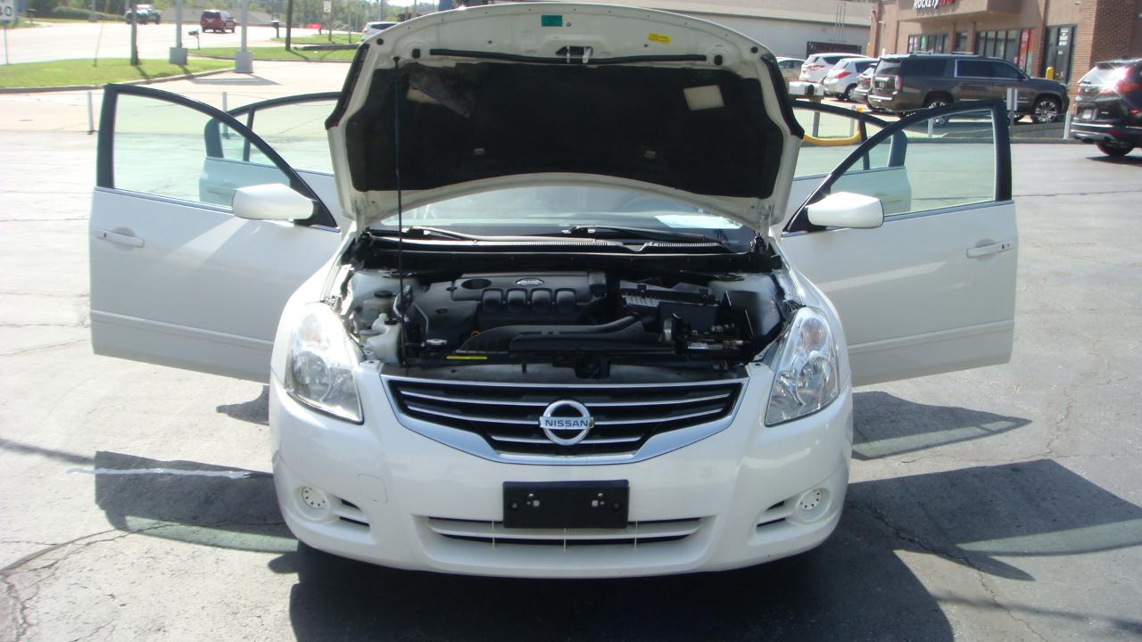 Nissan Altima 2.5 S 2010